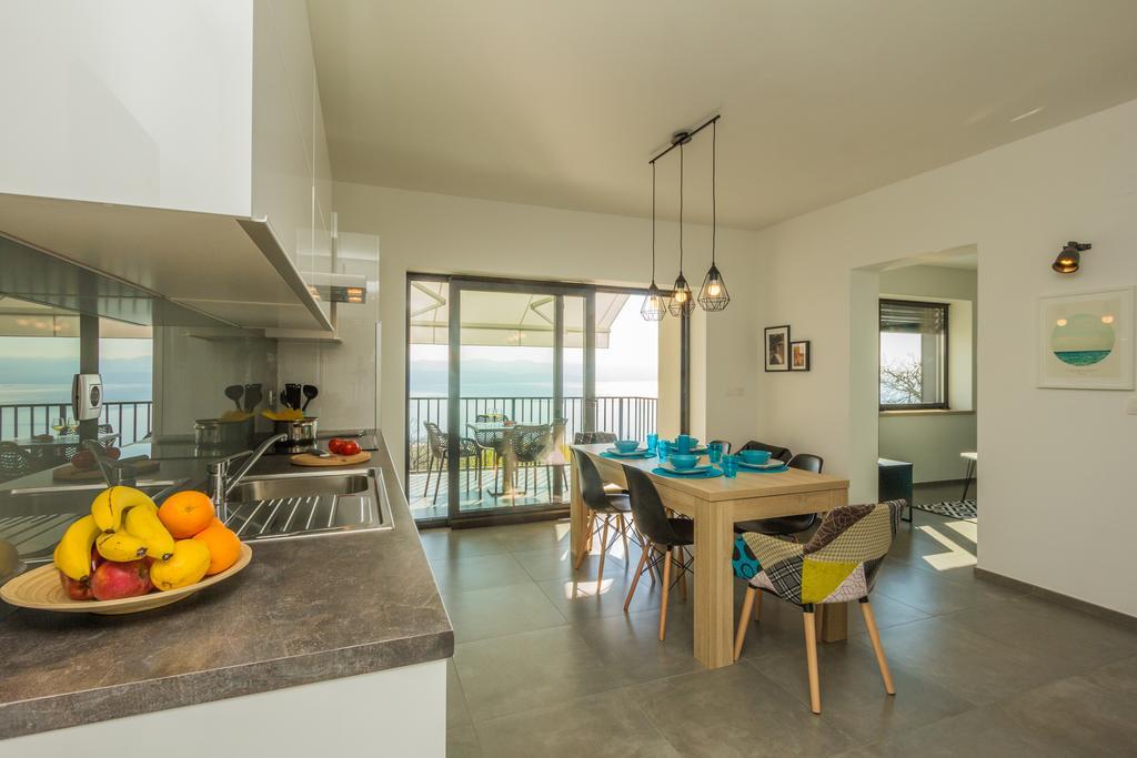 Villa Manus - Boutique Apartments Lovran Buitenkant foto