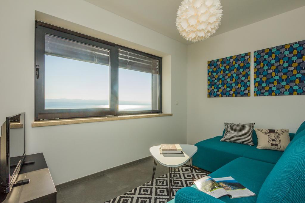 Villa Manus - Boutique Apartments Lovran Buitenkant foto