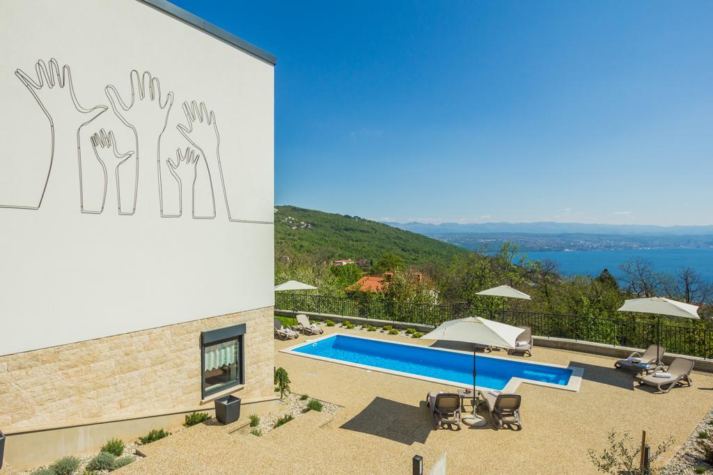 Villa Manus - Boutique Apartments Lovran Buitenkant foto