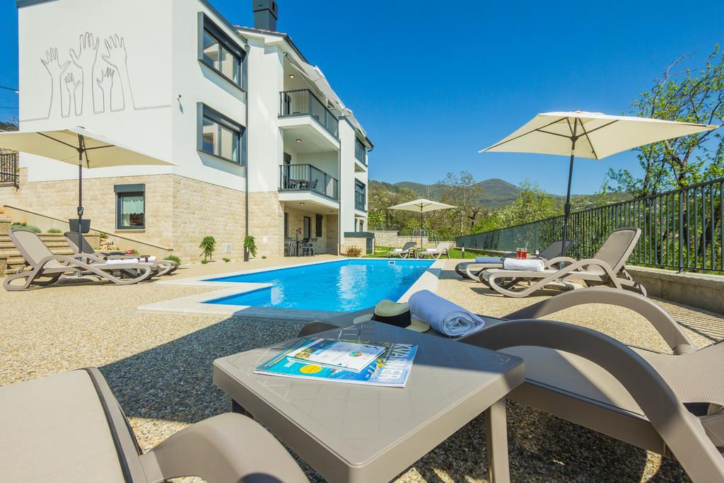 Villa Manus - Boutique Apartments Lovran Buitenkant foto