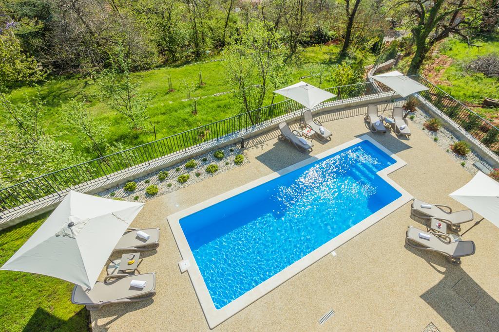 Villa Manus - Boutique Apartments Lovran Buitenkant foto